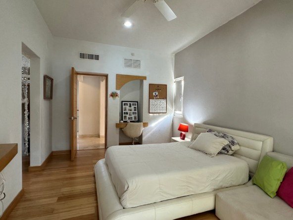 House for sale in Lagos del Sol, Cancun – bedroom featuring neutral, white colors