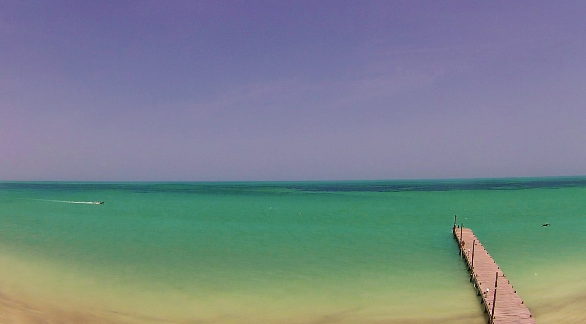 Land for sale on Holbox Island - ocean view and dock