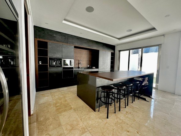 House for Sale in Cancun in SM 19 Kitchen