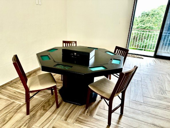 Apartment for sale in Cancún in SM 09 on Av. Bonampak Game Room