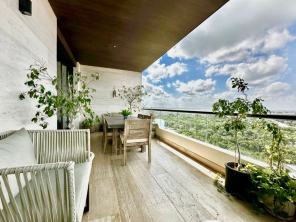 Apartment for Sale or Rent at Vela Towers in Cancun Terrace