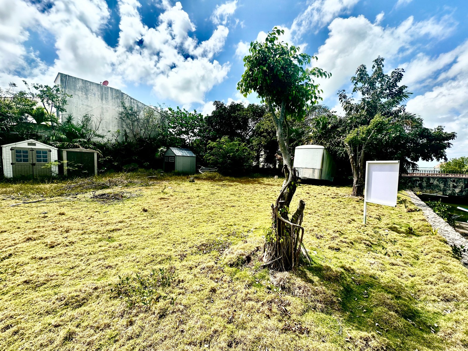 Single-family lot for sale in Cancun Hotel Zone at Isla Dorada General View