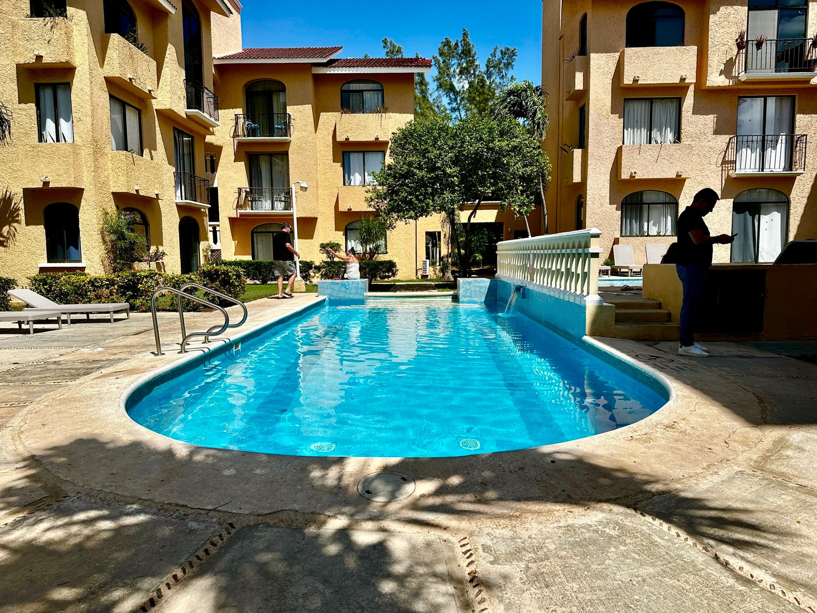 Condo for Sale at Hotel All Ritmo Cancún Pool