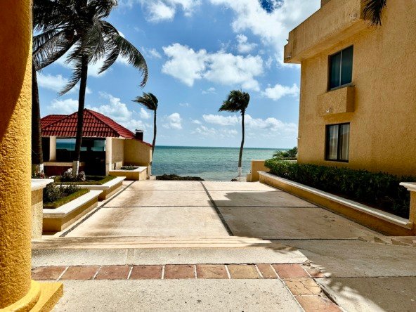 Condo for Sale at Hotel All Ritmo Cancún with Ocean View