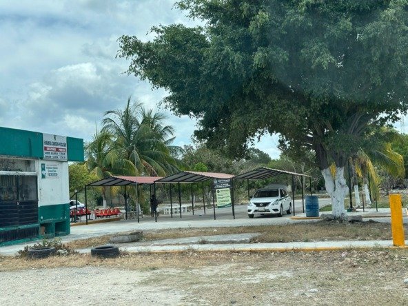 Commercial land for sale in SM 521 Cancún-Vista Calle