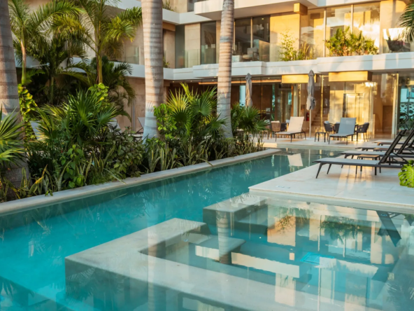 CONDO FOR SALE IN PUERTO CANCUN - ALBA MARINA POOL