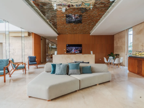 PUERTO CANCUN APARTMENT FOR SALE LOBBY