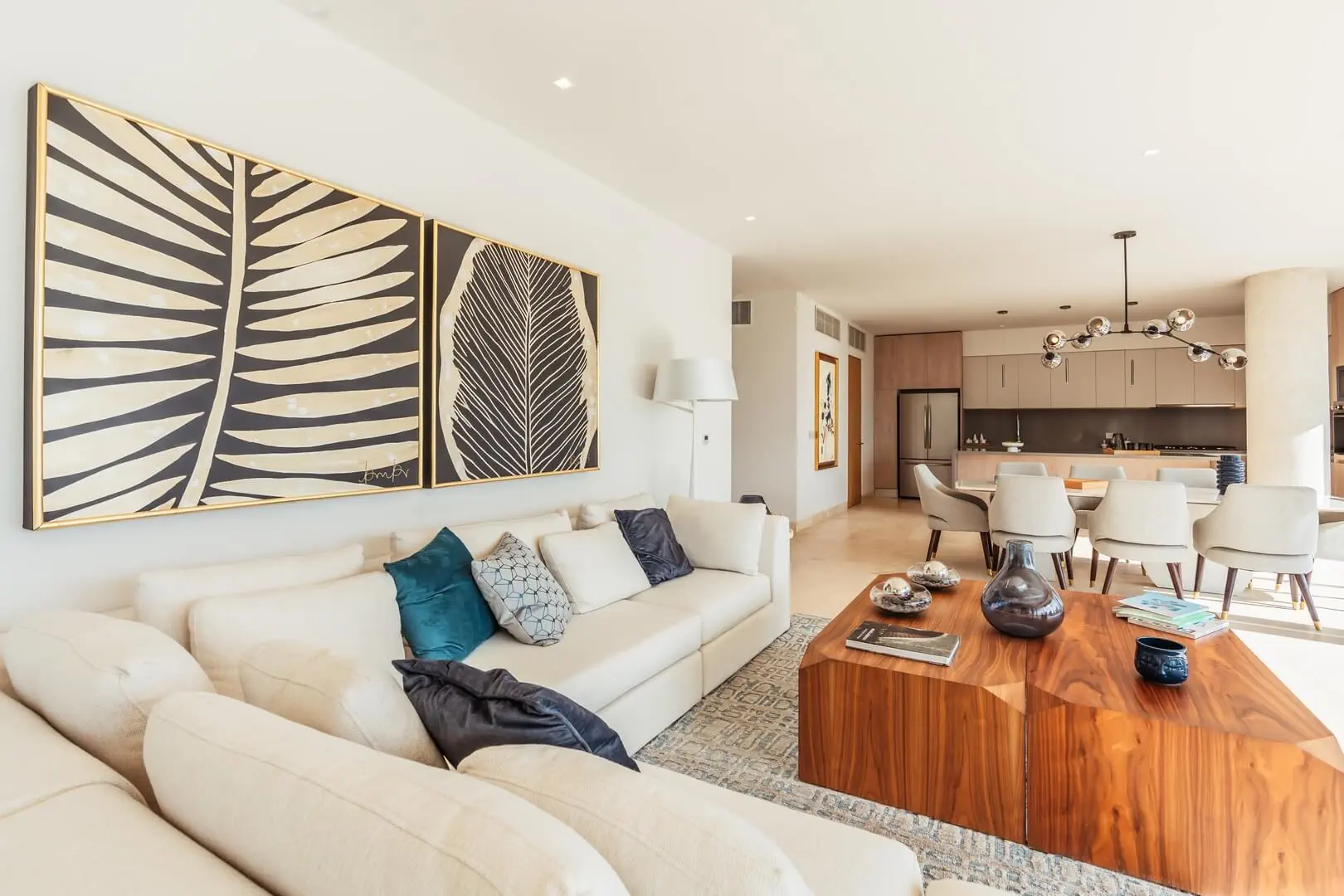 PUERTO CANCUN APARTMENT FOR SALE LIVING ROOM DINING ROOM