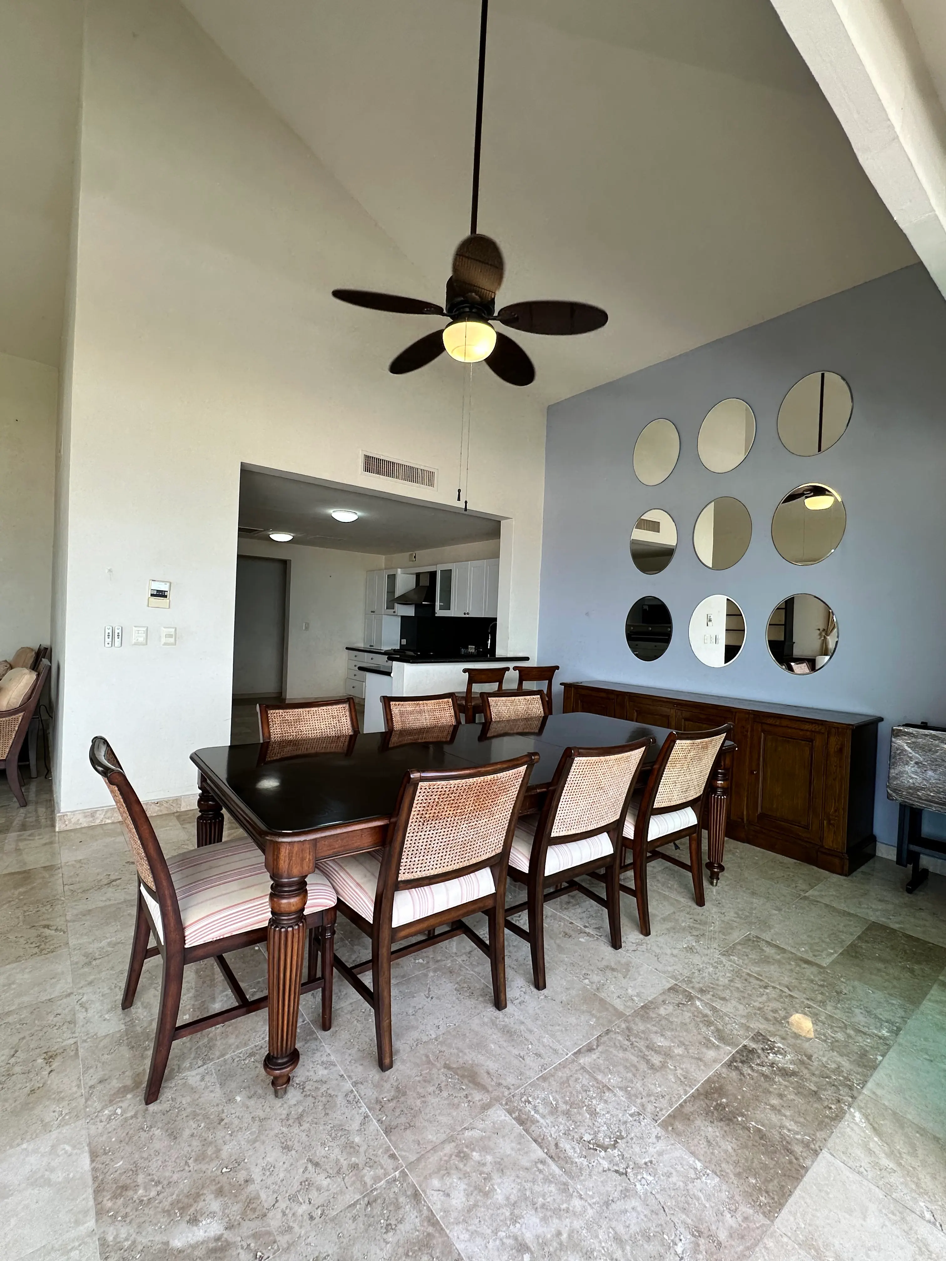 Lagoon-Front Condo for Sale, Isla Dorada, Cancun - Dining Room