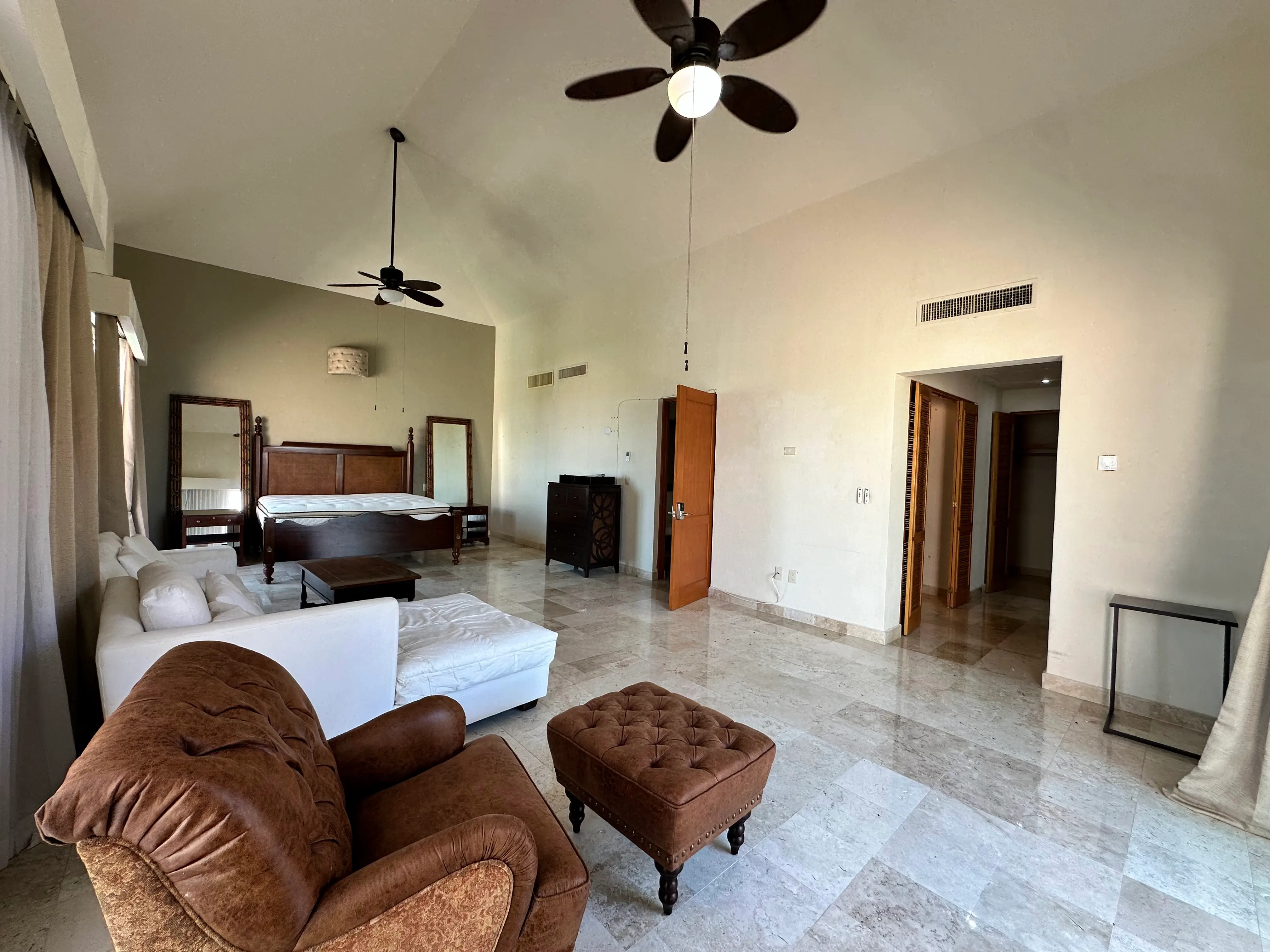 Condo for Sale Facing the Lagoon, Isla Dorada, Cancun - Master Bedroom
